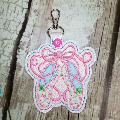 ballet snap tab applique